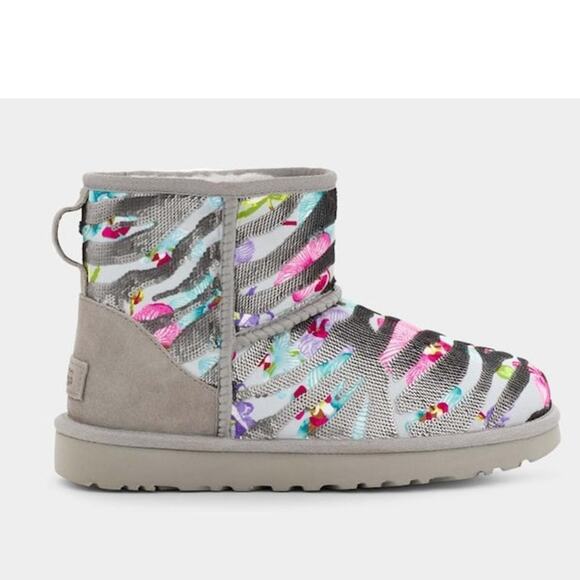 UGG Mini Boots Women Size 8 Classic Tiger Flower Taffy Multicolor Leather Shoes - Picture 1 of 16